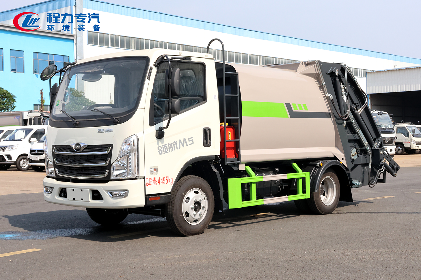福田领航M5压缩垃圾车